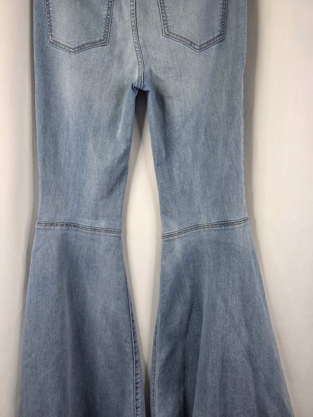 FREE PEOPLE Size 27 Just Float On Flare Jeans Bell Bottoms RAW Hem High Waist - Picture 10 of 16